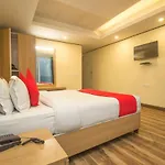Stayapart - Potala Residency, Darjeeling