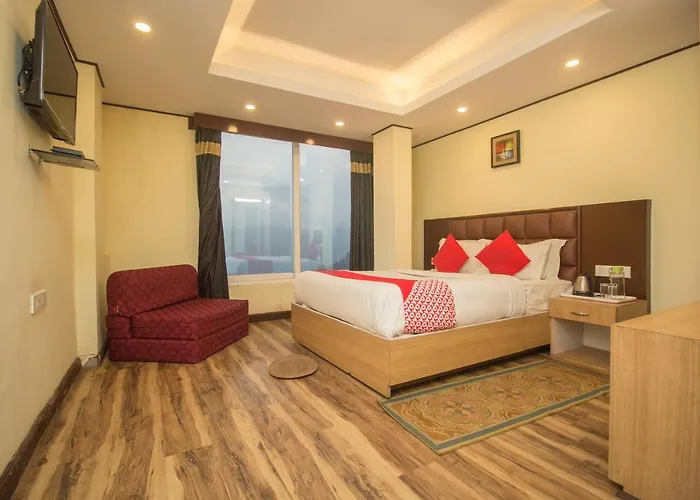 Stayapart - Potala Residency, Darjeeling
