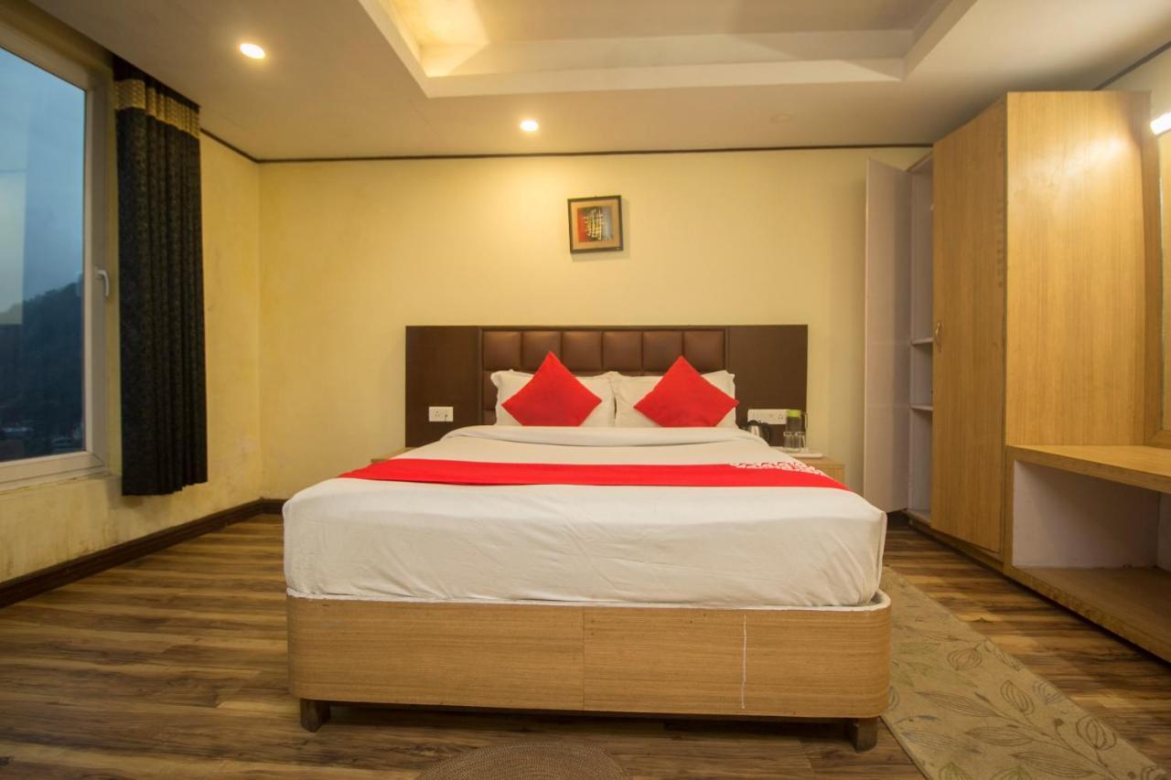 Stayapart - Potala Residency, Darjeeling