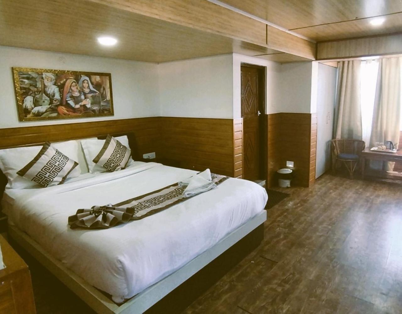 Motel Kasturi Palace & Restaurant Darjeeling Darjeeling (West Bengal)