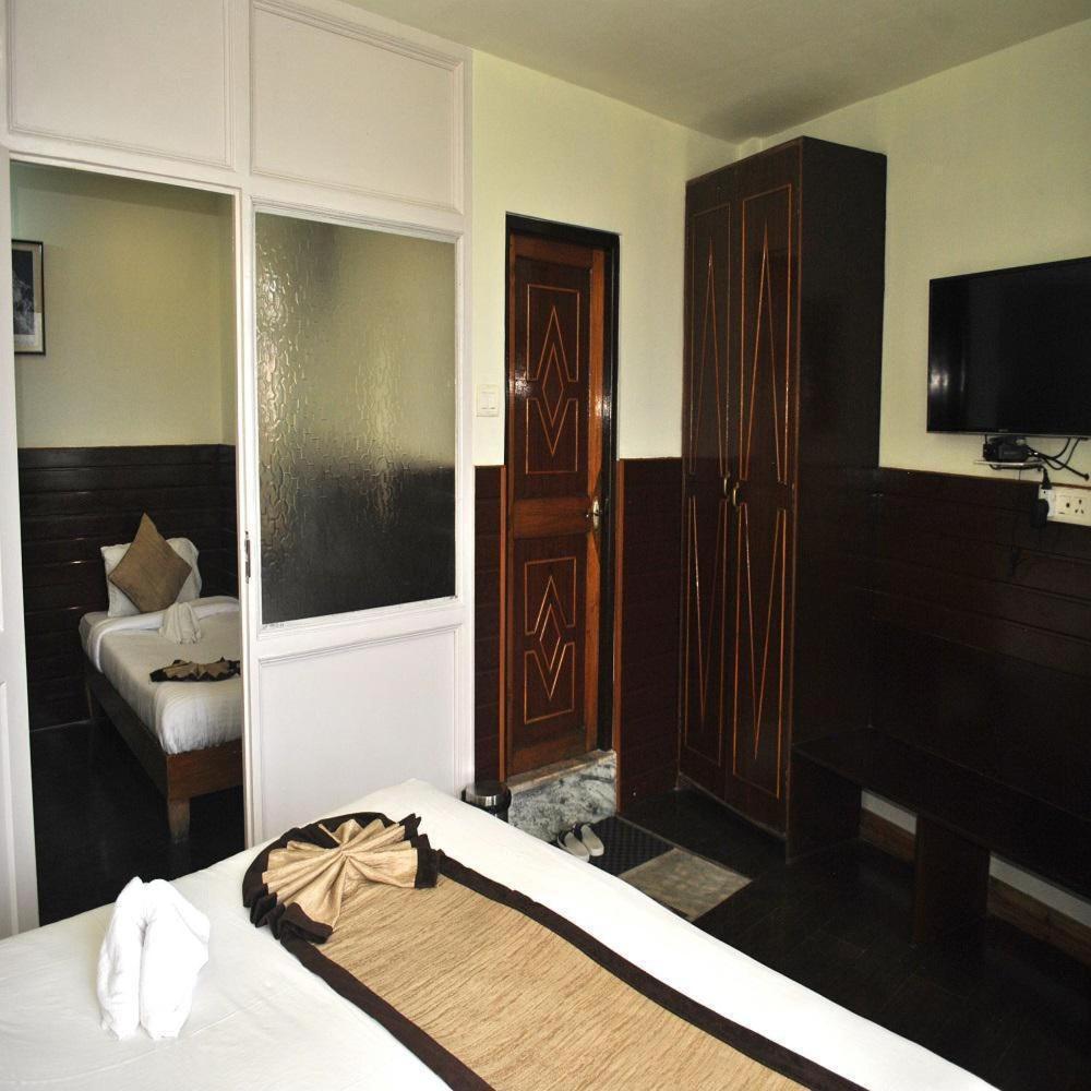 Motel Kasturi Palace & Restaurant Darjeeling 3*