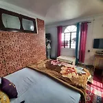 Westwoodi Homestay