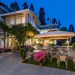 Udaan Dekeling Resort, Darjeeling