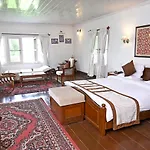 Tumsong Tea Retreat