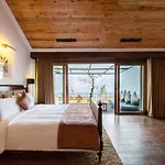 Ama Stays & Trails Puttabong Cottage, Darjeeling