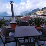 Hill\'S Bangali Saheb Darjeeling