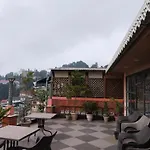 Hill\'S Bangali Saheb Darjeeling