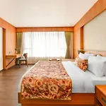Summit Montana Suites & Spa