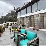 The English Cottage Darjeeling