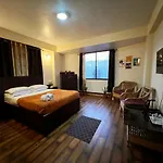 Darjeeling Heights - A Boutique Mountain View Homestay