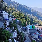 Mountain Meadow Dawaipani