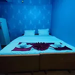Roamers Den