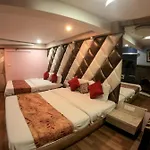Goroomgo Broadway Anexy Darjeeling Near Mall Road - Best Service Awarded