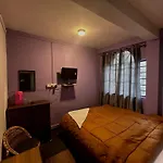 Westwoodi Homestay