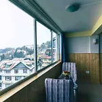 Avianna Seven Seas Darjeeling