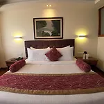 Crescent Resort, Darjeeling
