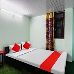 Hotel O Divya Dristi