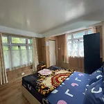 Mountain Manor Homestay