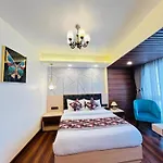 Hotel Broadway Boutique Mall Road Darjeeling - A Luxury Collection - Best Seller