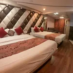 Grg Broadway Anexy Darjeeling Near Chowk Bazar - Excellent Service Recommended & Couple Friendly
