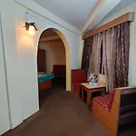 Hotel O Snowdale Residency