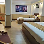 Serenity Taksa Palace