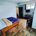 Hotel Pitstop Darjeeling - Excellent Service Recommended & Couple Friendly