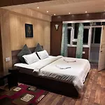 Hideout Backpackers Hostel