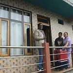 Mukhia\'S Homestay Amayras