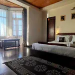 Villa Everest