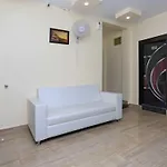 Hotel White Lotus Near Darjeeling Railway Station