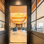 Summit Mall Stone Hotel