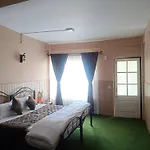 Sri Vrindavan Guest House