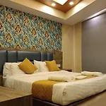Hotel Rudra Bhawan, 6 Minutes To Mall Rd
