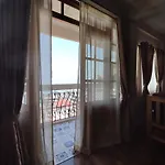 Alpenglow Homestay