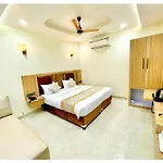 A Premium Hotel Any Core - Near Gurudwara Guru Nanak Darbar - Best Hotel In Darjeeling