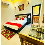 A Premium Hotel Ganga Palace Near Mall Road - Wifi - Room Service