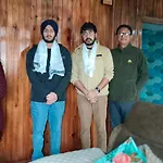 The Mountain Range Homestay