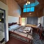 Bloomfield Farmhouse And Eco-Resort