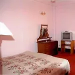 Pineridge Hotel