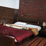 Hotel Shanti Palace