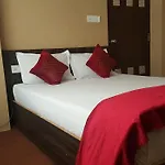 Hotel Ratna