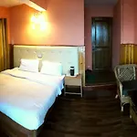 Hotel Sherpa