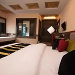 Chamong Chiabari - Mountain Retreat & Spa