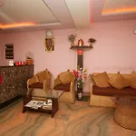 Oyo 6692 Hotel Shanti Priya