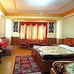 Hotel Seven Seventeen