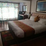 Oakdane Resort