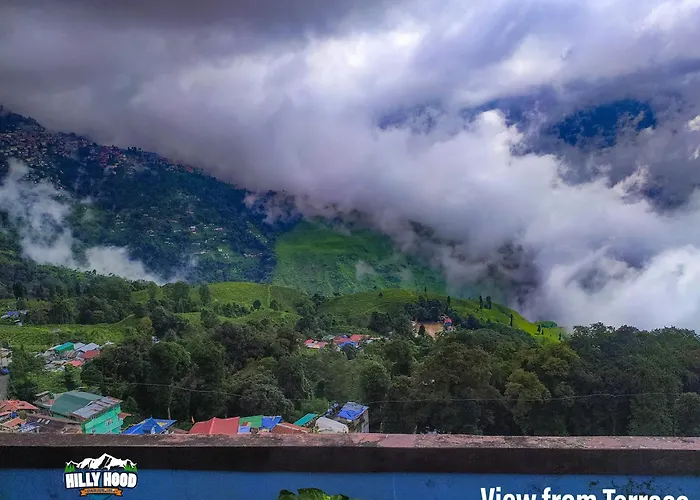 Hillyhood Homestay