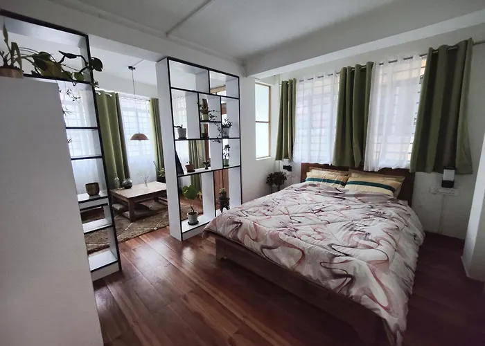 Ivory Botanic Stay
