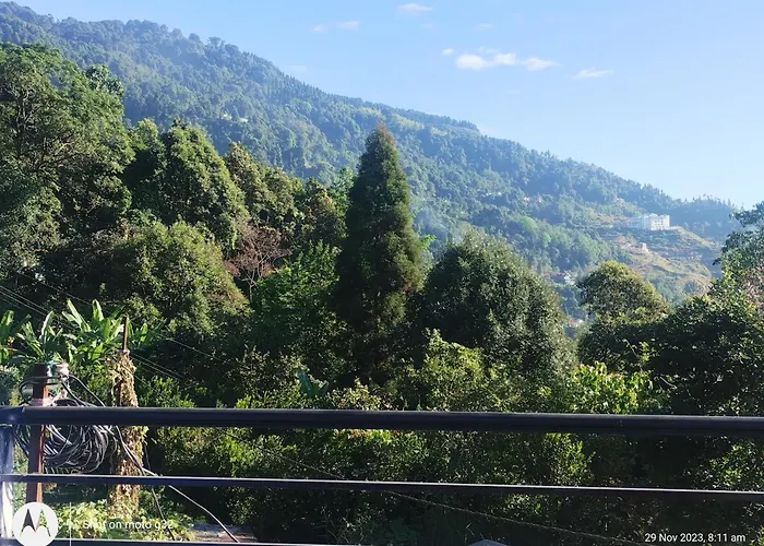 Meera Homestay